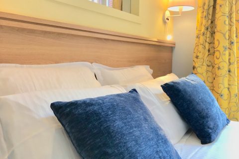 Bed and breakfast affaires : Soirée étape à l'Hotel Outre-Mer (Villa Le Couchant)