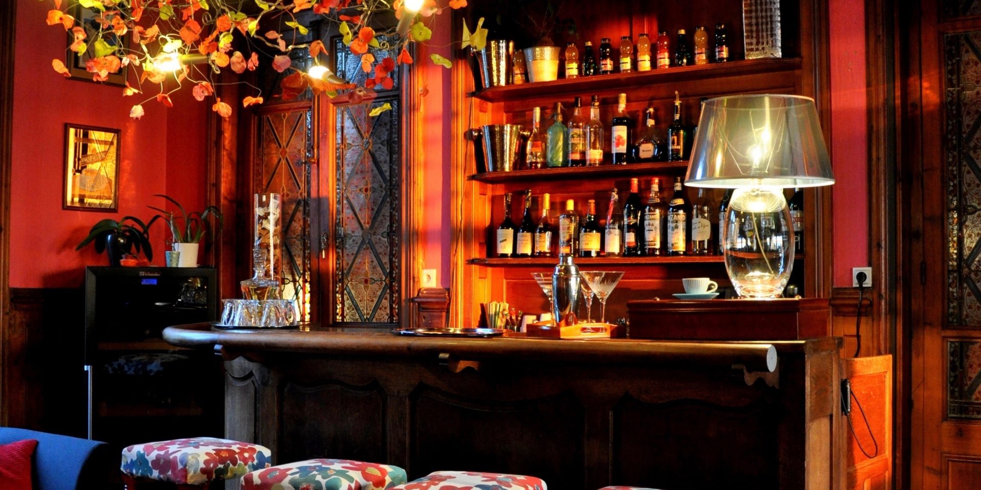 Bar lounge "Le Couchant" de l'Hôtel Outre-Mer